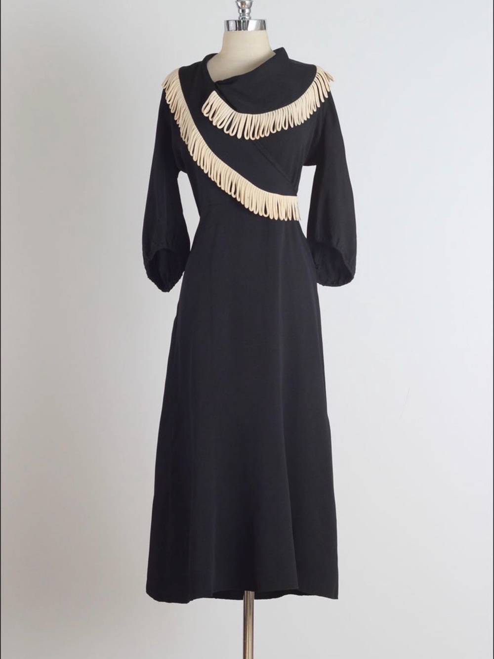 Incredible 1940's True Vintage Volup Black and Ivory Crepe Midi Dress L/XL